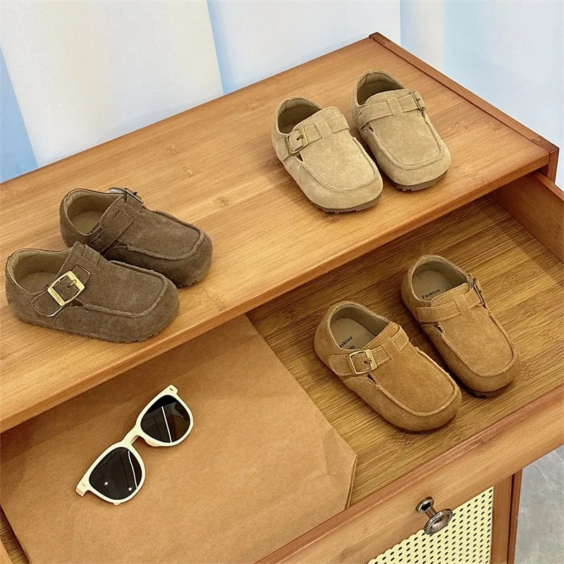 New British fashion Children Loafers Casual Outdoor Hiking Flats Toddler Baby Leather Shoes Boys Girls Genuine Leather Kids
New British fashion Children Loafers Casual Outdoor Hiking Flats Toddler Baby Leather Shoes Boys Girls Genuine Leather Kids