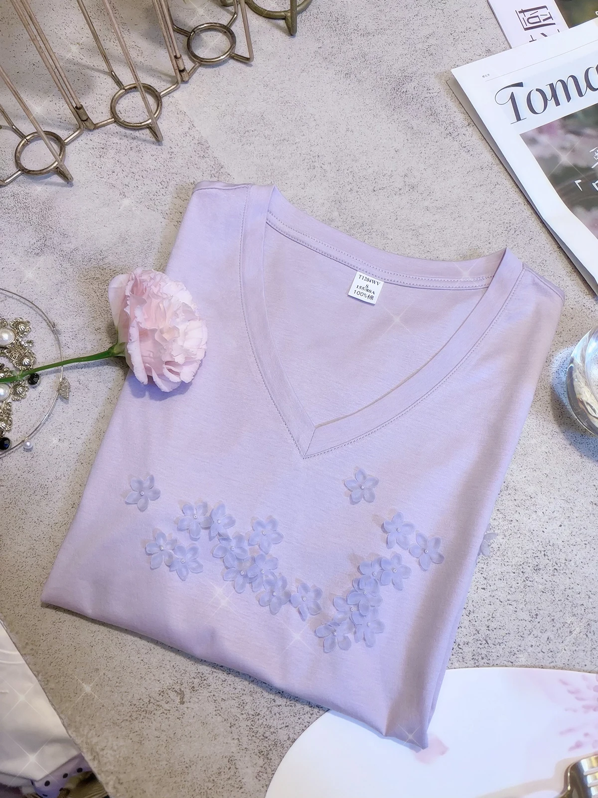 D Studio Romantic Purple Sakura High Yarn 80 Yarn Silk Cotton V Ne Ultra Comfortable Skin Friendly T irt Women's Faion
D Studio Romantic Purple Sakura High Yarn 80 Yarn Silk Cotton V Ne Ultra Comfortable Skin Friendly T irt Women's Faion