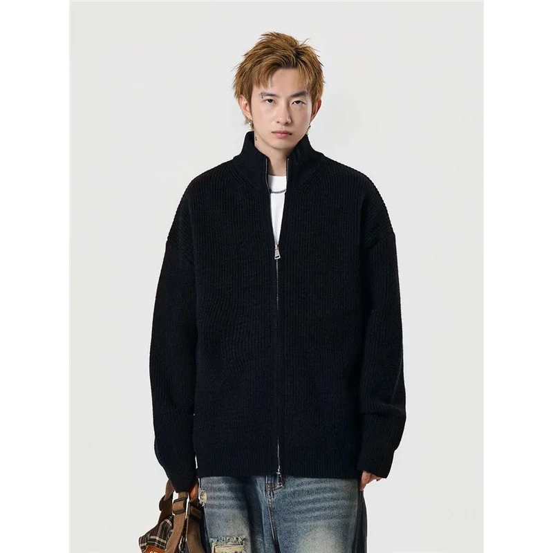Американский винтажный открытый кардиган на молнии, мужской свободный свитер Lazy Haome с воротником-стойкой, трикотажная одежда, осенне-зимний тренд
Американский винтажный открытый кардиган на молнии, мужской свободный свитер Lazy Haome с воротником-стойкой, трикотажная одежда, осенне-зимний тренд