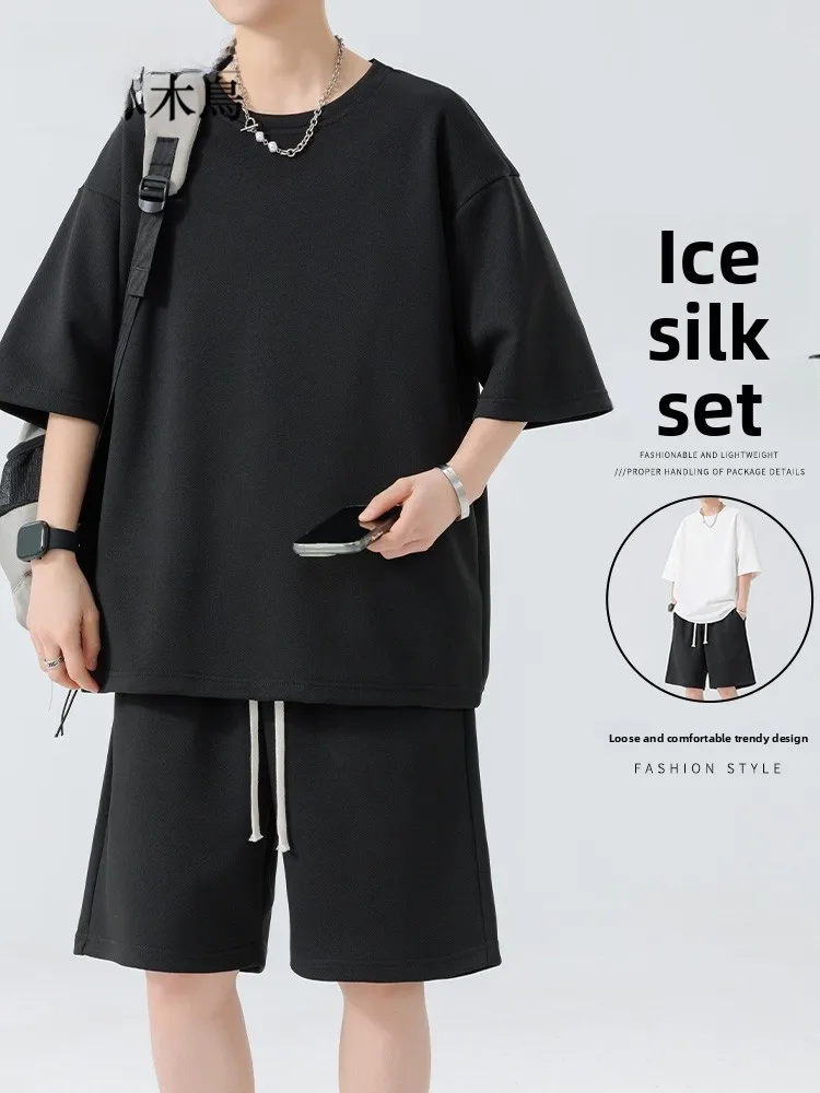Ice Silk Sportswear Set for Men ort Sve T-irt And orts Cool Lightweight Summer Outfit Polyester Fiber Youth Faion
Ice Silk Sportswear Set for Men ort Sve T-irt And orts Cool Lightweight Summer Outfit Polyester Fiber Youth Faion