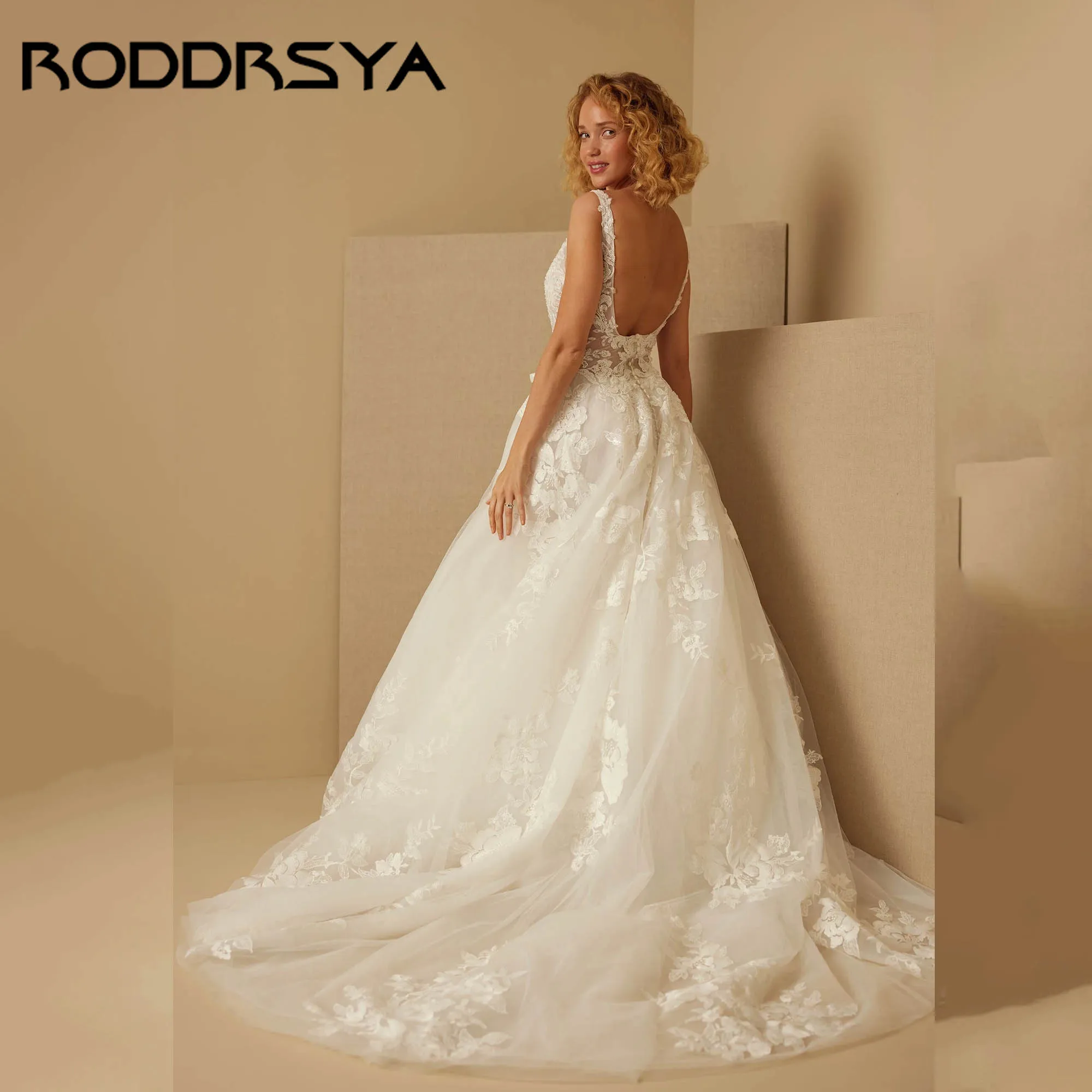 RODDRSYA Beaded Appliques Wedding Dresses Luxury 2025 V-neck A-line Sleeveless Bride Gowns Backless vestidos de novia Customized
RODDRSYA Beaded Appliques Wedding Dresses Luxury 2025 V-neck A-line Sleeveless Bride Gowns Backless vestidos de novia Customized