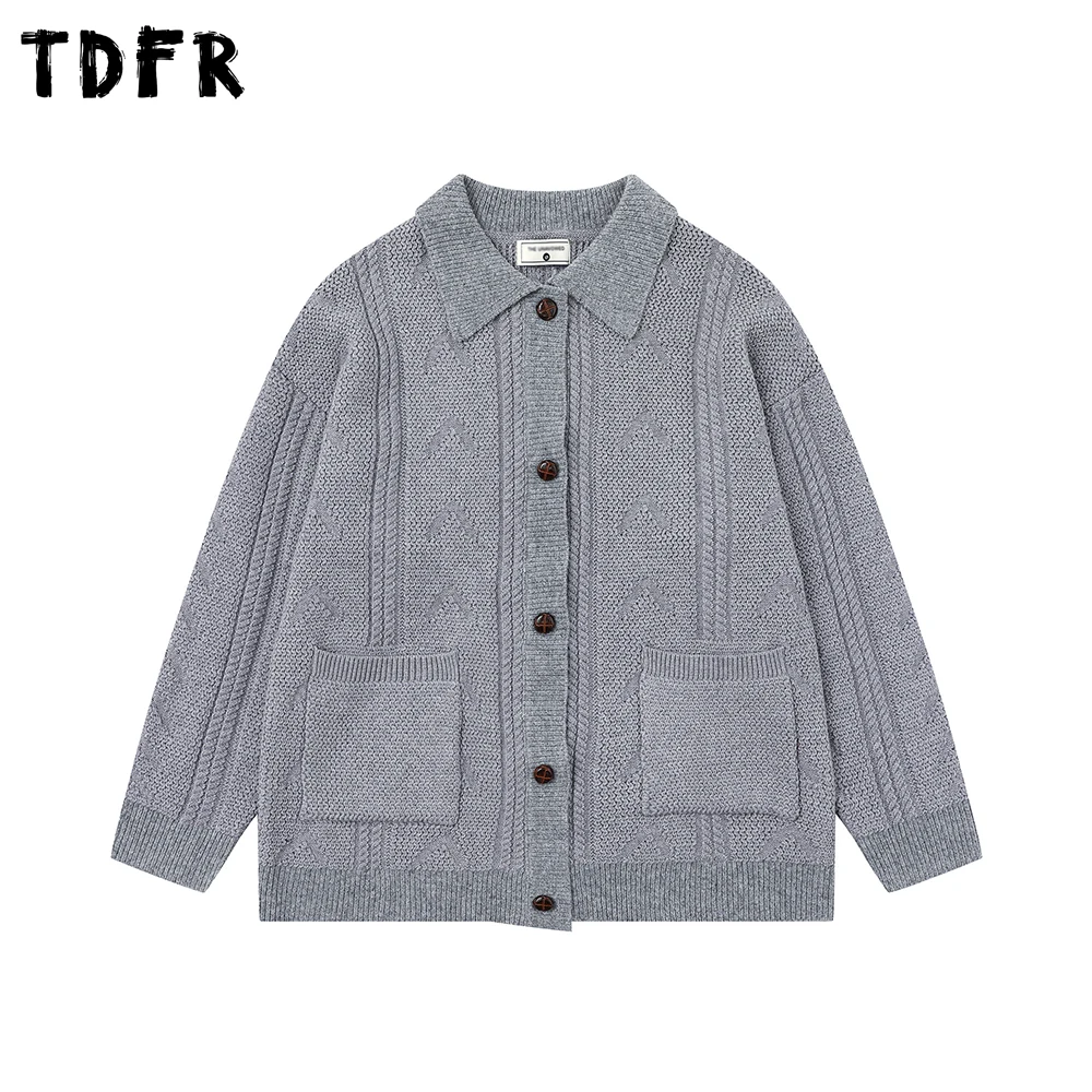 Color Block Pocket Sweater Cardigan Mens Autumn Casual Retro Loose Lapel Single Breasted Long Sleeve Knitted Sweatercoat Man
Color Block Pocket Sweater Cardigan Mens Autumn Casual Retro Loose Lapel Single Breasted Long Sleeve Knitted Sweatercoat Man
