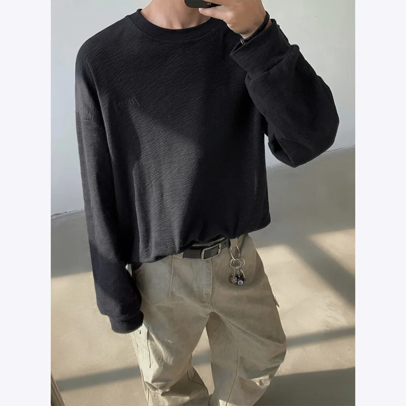 Cotton Long Sleeved T-shirt Men Black White Casual T Shirt Men Streetwear Korean Loose Round Neck T Shirt Mens Top M-3XL
Cotton Long Sleeved T-shirt Men Black White Casual T Shirt Men Streetwear Korean Loose Round Neck T Shirt Mens Top M-3XL