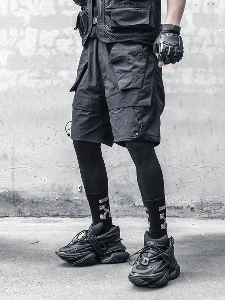 Summer Cool Stand Cut Stitching Workwear Shorts High Street Outdoor Loose Straight Casual Pants Middle Fashion
Summer Cool Stand Cut Stitching Workwear Shorts High Street Outdoor Loose Straight Casual Pants Middle Fashion
