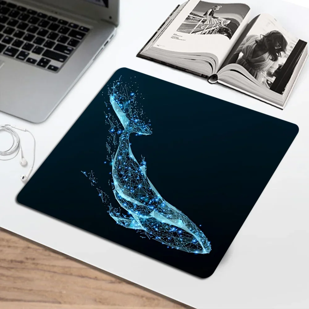 Anime whale mouse pad, small computer game accessories, rubber anti-slip washable table mat, carpet, high-definition printing
Anime whale mouse pad, small computer game accessories, rubber anti-slip washable table mat, carpet, high-definition printing