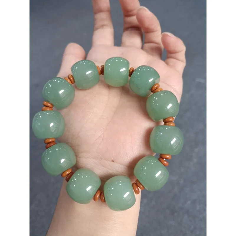 Dongling Jade Old-fashioned Bead Bracelet, The Same for Men and Women, Exquisite Jade Bracelet.
Dongling Jade Old-fashioned Bead Bracelet, The Same for Men and Women, Exquisite Jade Bracelet.