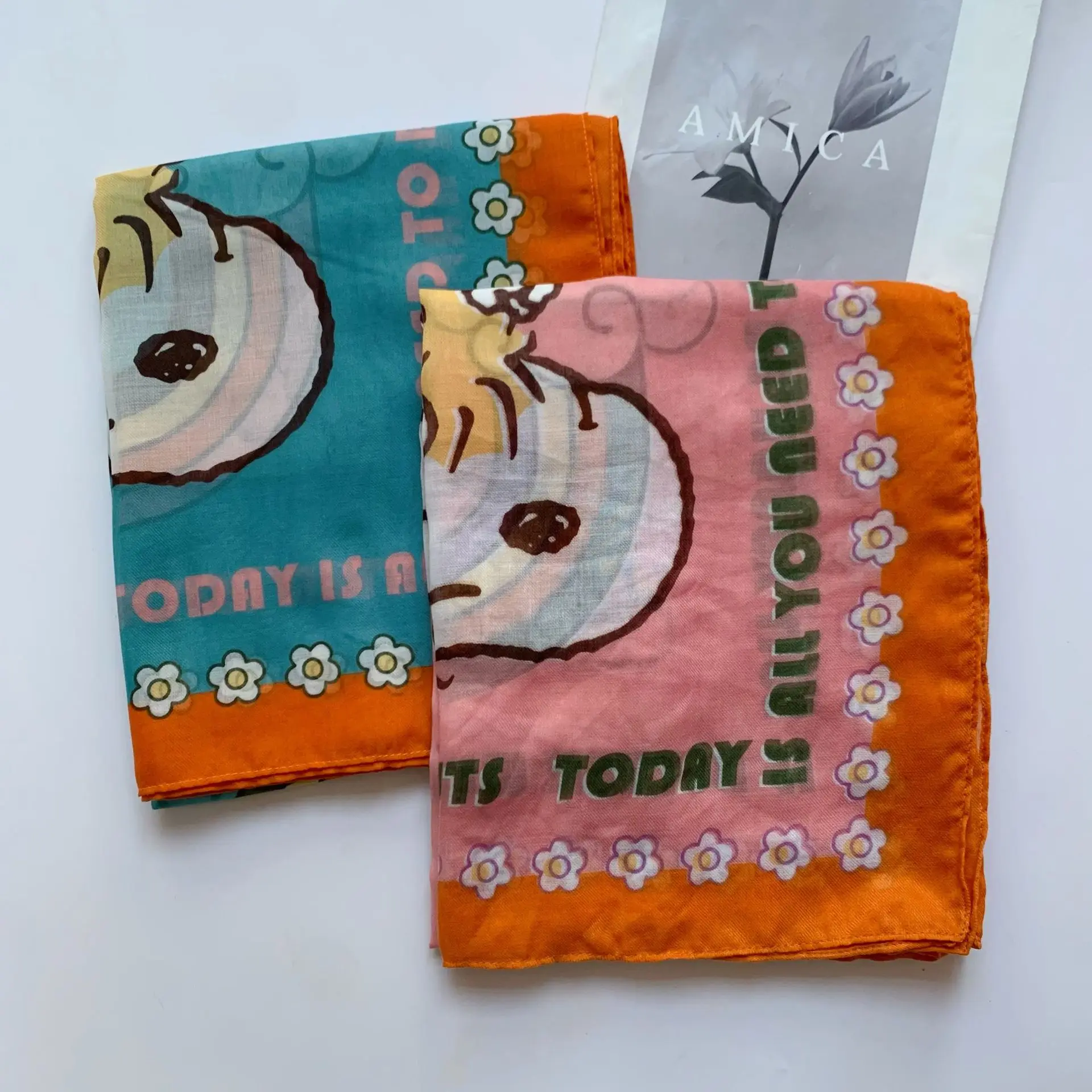 Новый весенне-летний экспортный хвост Miniso, детский шарф с забавным рисунком из мультфильма Снупи, шаль, пляжный шарф 
Новый весенне-летний экспортный хвост Miniso, детский шарф с забавным рисунком из мультфильма Снупи, шаль, пляжный шарф