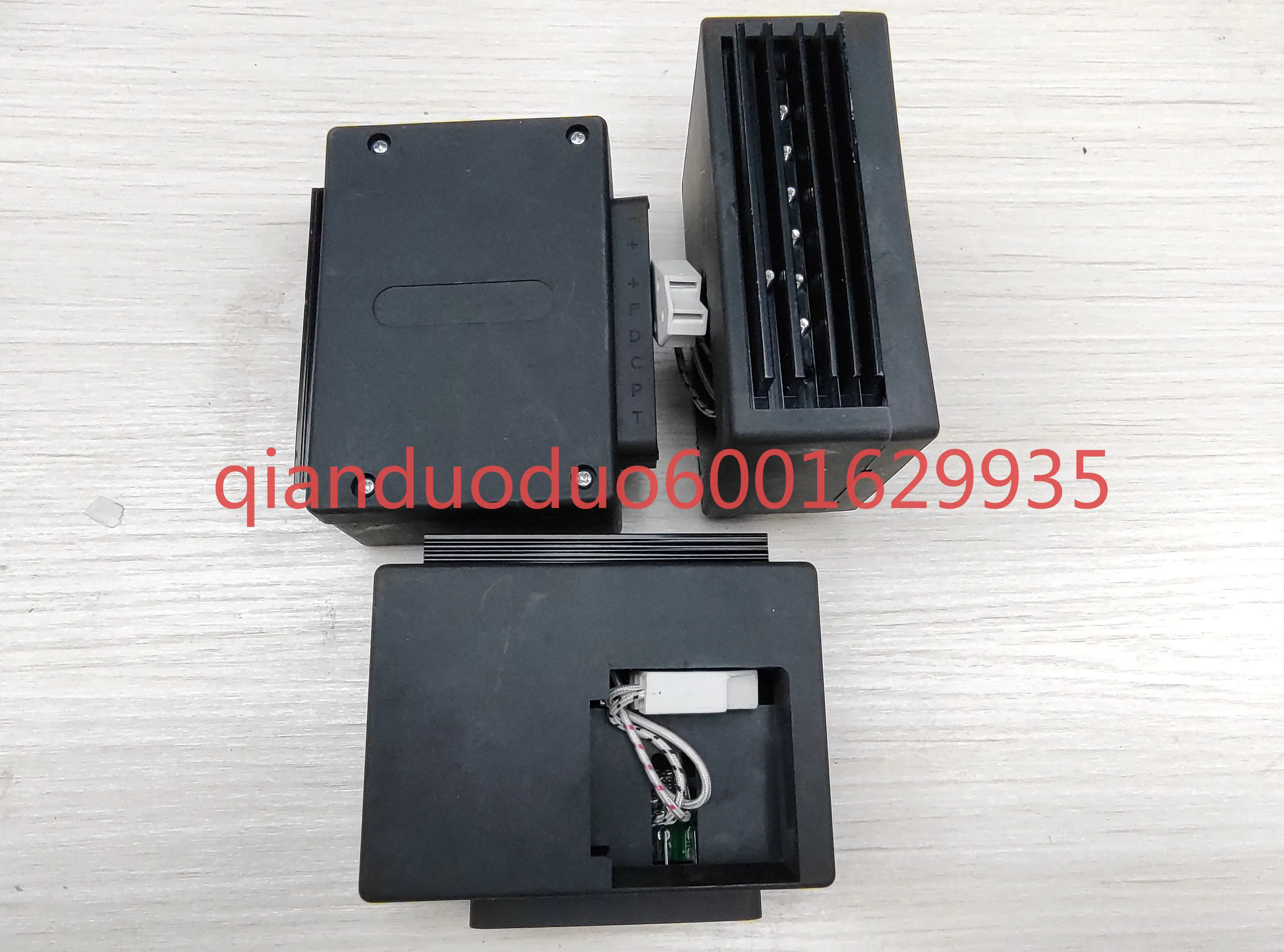 Car refrigerator compressor variable frequency drive module 11212UD (ACV35FC03) DC 12/24V
Car refrigerator compressor variable frequency drive module 11212UD (ACV35FC03) DC 12/24V