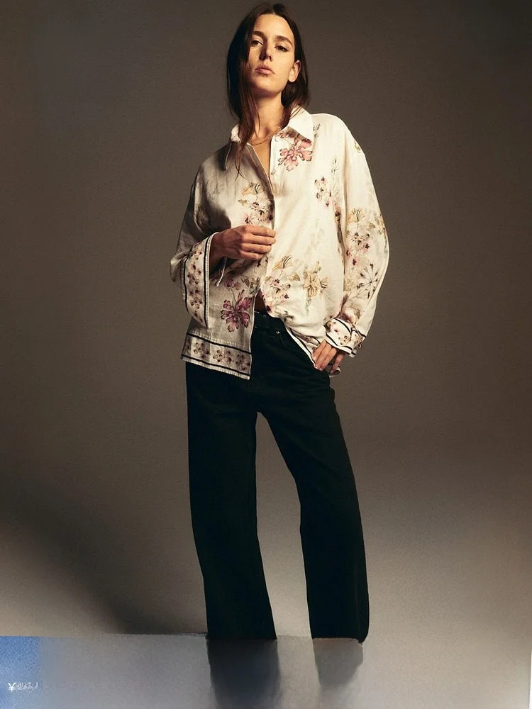 Новая женская рубашка H&M из смесового льна, повседневная, свободного кроя, с длинным рукавом, с принтом, на пуговицах, 55% лен, 45% вискоза
Новая женская рубашка H&M из смесового льна, повседневная, свободного кроя, с длинным рукавом, с принтом, на пуговицах, 55% лен, 45% вискоза