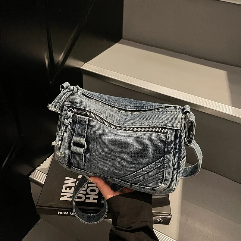 Denim Zipper Sewing Crossbody Bags Large Capacity Cool 2025 High Quality Bags for Women Versatile Fashion Women's Handbag
Denim Zipper Sewing Crossbody Bags Large Capacity Cool 2025 High Quality Bags for Women Versatile Fashion Women's Handbag