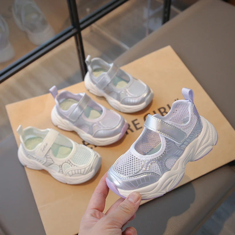 Boys Girls Sports Sandals Students Sneakers Hollowed-out Barefoot Summer New Students Running Shoes Mesh Breathable
Boys Girls Sports Sandals Students Sneakers Hollowed-out Barefoot Summer New Students Running Shoes Mesh Breathable