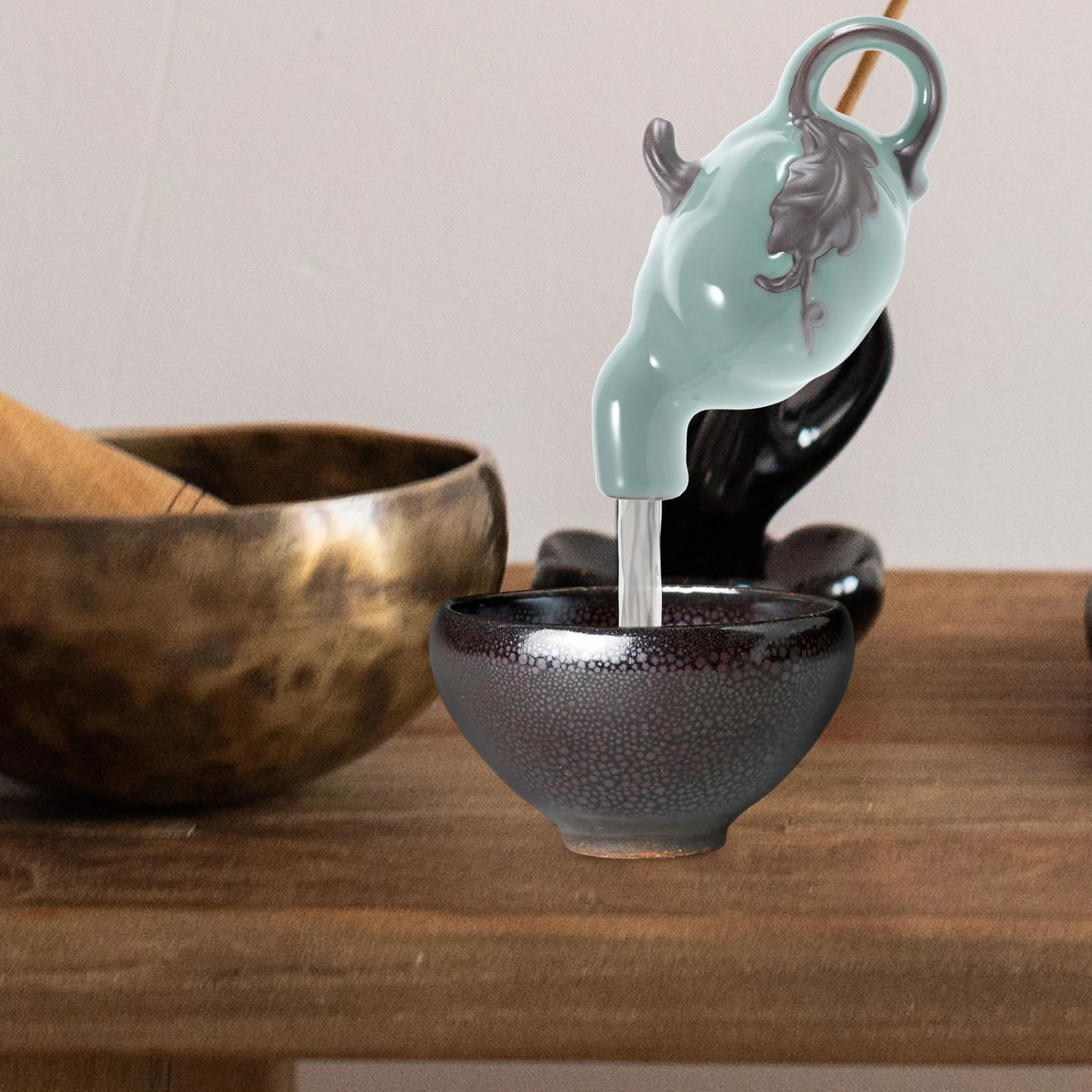 1Set Ceramic Teapot Accessories Vintage Floating Water Fountain Tabletop Decor for Home Office Invisible Flowing Spout Design
1Set Ceramic Teapot Accessories Vintage Floating Water Fountain Tabletop Decor for Home Office Invisible Flowing Spout Design