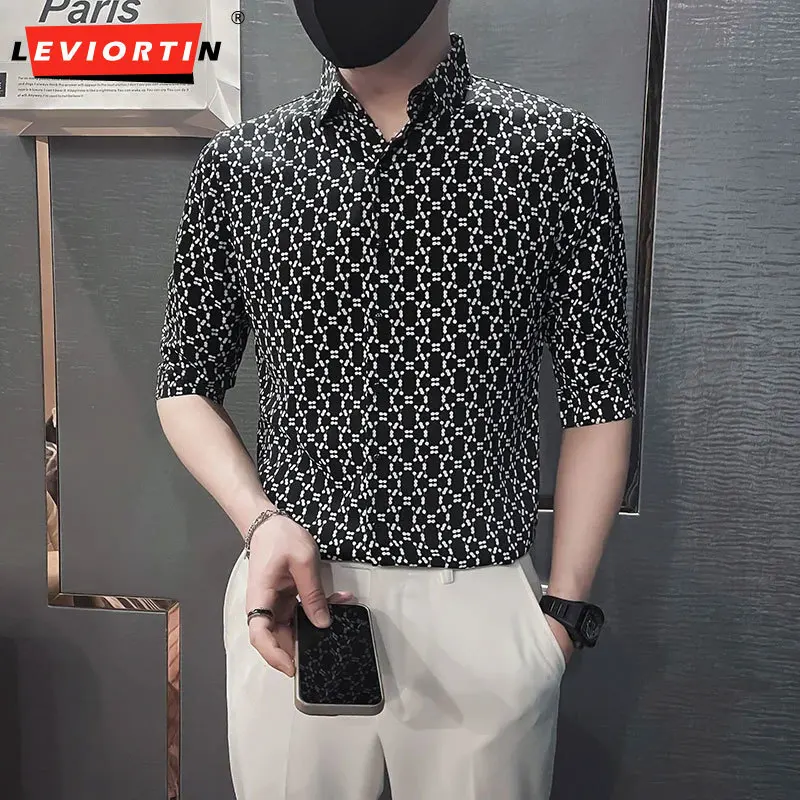 Summer New Flower Shirt Men's Fashion Brand Ice Silk Drop Feel Versatile Fashion Half Sleeve Shirt Social Street Clothing Top
Summer New Flower Shirt Men's Fashion Brand Ice Silk Drop Feel Versatile Fashion Half Sleeve Shirt Social Street Clothing Top