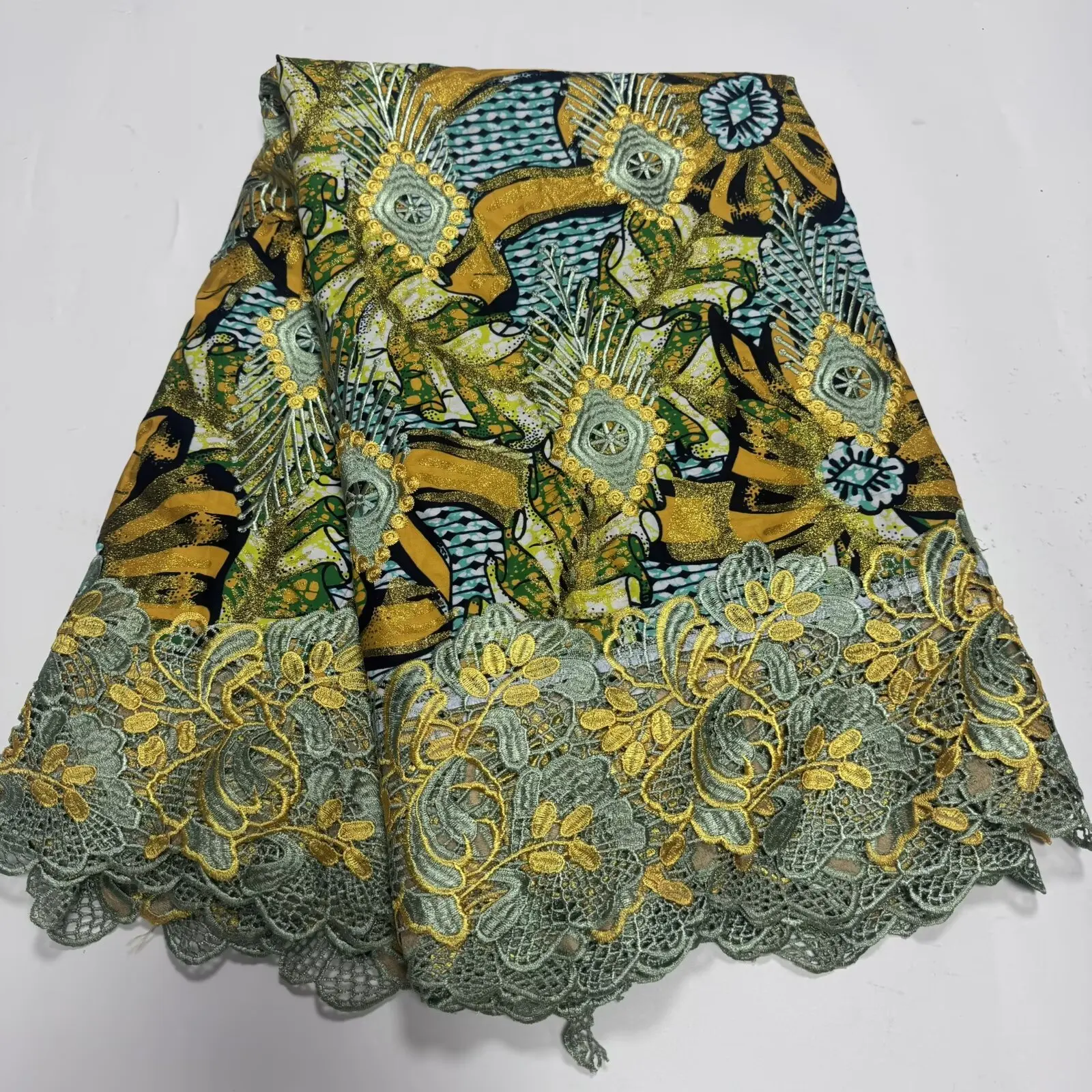 6yards High Huality African Golden Wax with Guipure Lace Print 100% Cotton Soft Tissus Embroidery Wax Lace For Sewing Z6-614-1
6yards High Huality African Golden Wax with Guipure Lace Print 100% Cotton Soft Tissus Embroidery Wax Lace For Sewing Z6-614-1