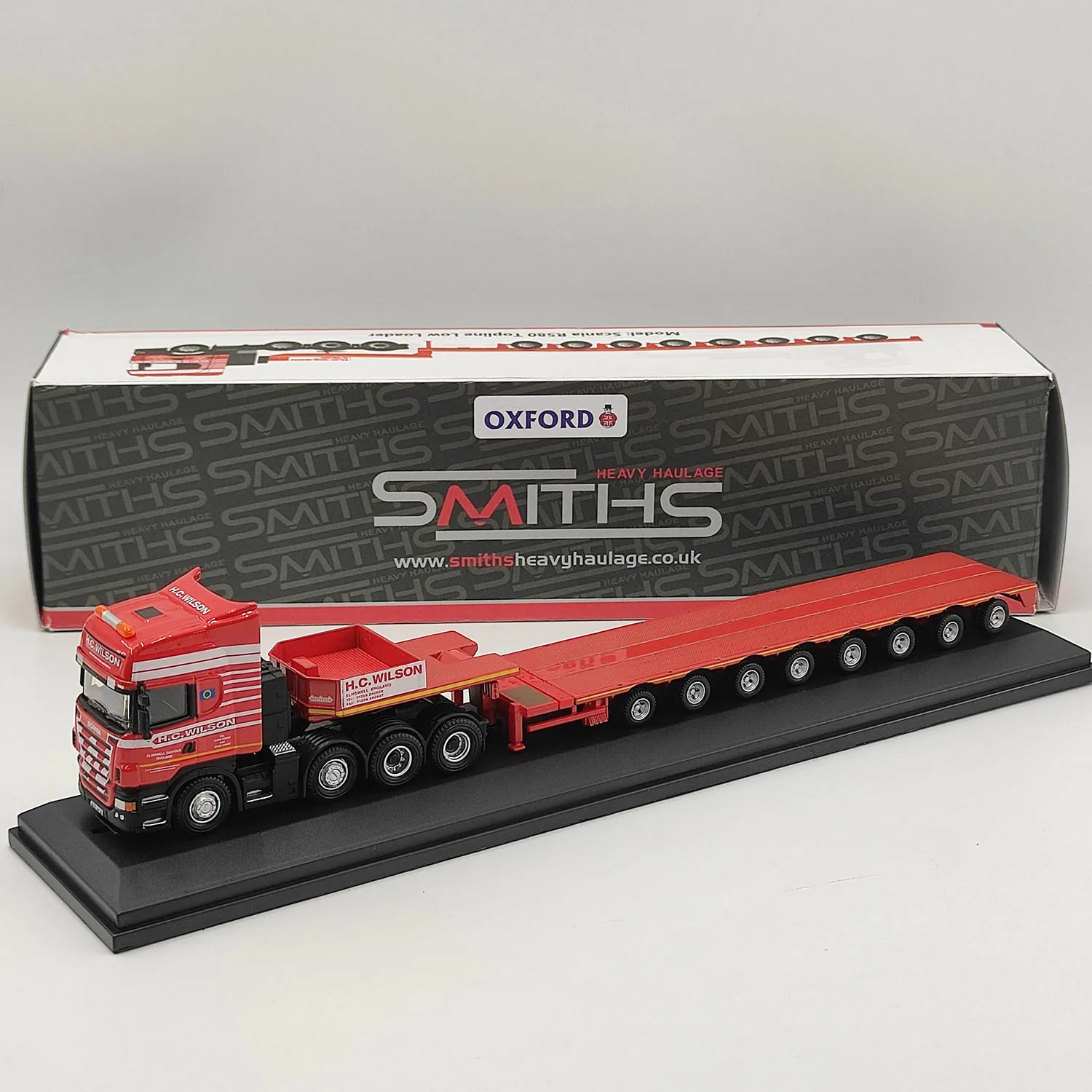 Литой под давлением OXFORD масштаб 1:76 HC Wilson Transporter, модель автомобиля из сплава, Коллекционная игрушка, подарок, сувенир, дисплей, орнамент
Литой под давлением OXFORD масштаб 1:76 HC Wilson Transporter, модель автомобиля из сплава, Коллекционная игрушка, подарок, сувенир, дисплей, орнамент