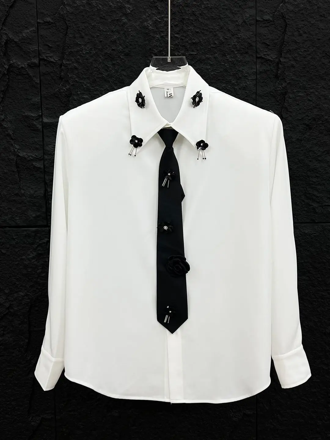 Новая осенняя мужская рубашка-поло из полиэстера с объемными бусинами, свободного кроя, с подплечниками, дышащая, с длинным рукавом, в стиле стендфит
Новая осенняя мужская рубашка-поло из полиэстера с объемными бусинами, свободного кроя, с подплечниками, дышащая, с длинным рукавом, в стиле стендфит