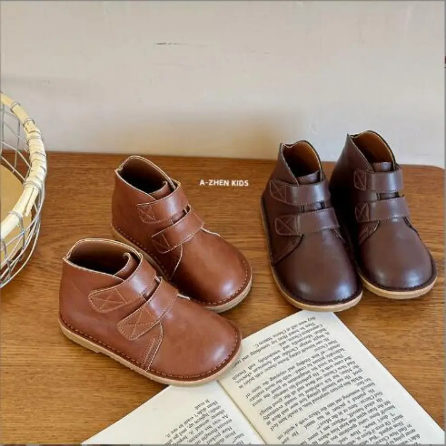 Children's Horse Boots Autumn New Boys' British Style Short Boots Girls Retro Single Boots Baby Fashion Leather Shoes
Children's Horse Boots Autumn New Boys' British Style Short Boots Girls Retro Single Boots Baby Fashion Leather Shoes