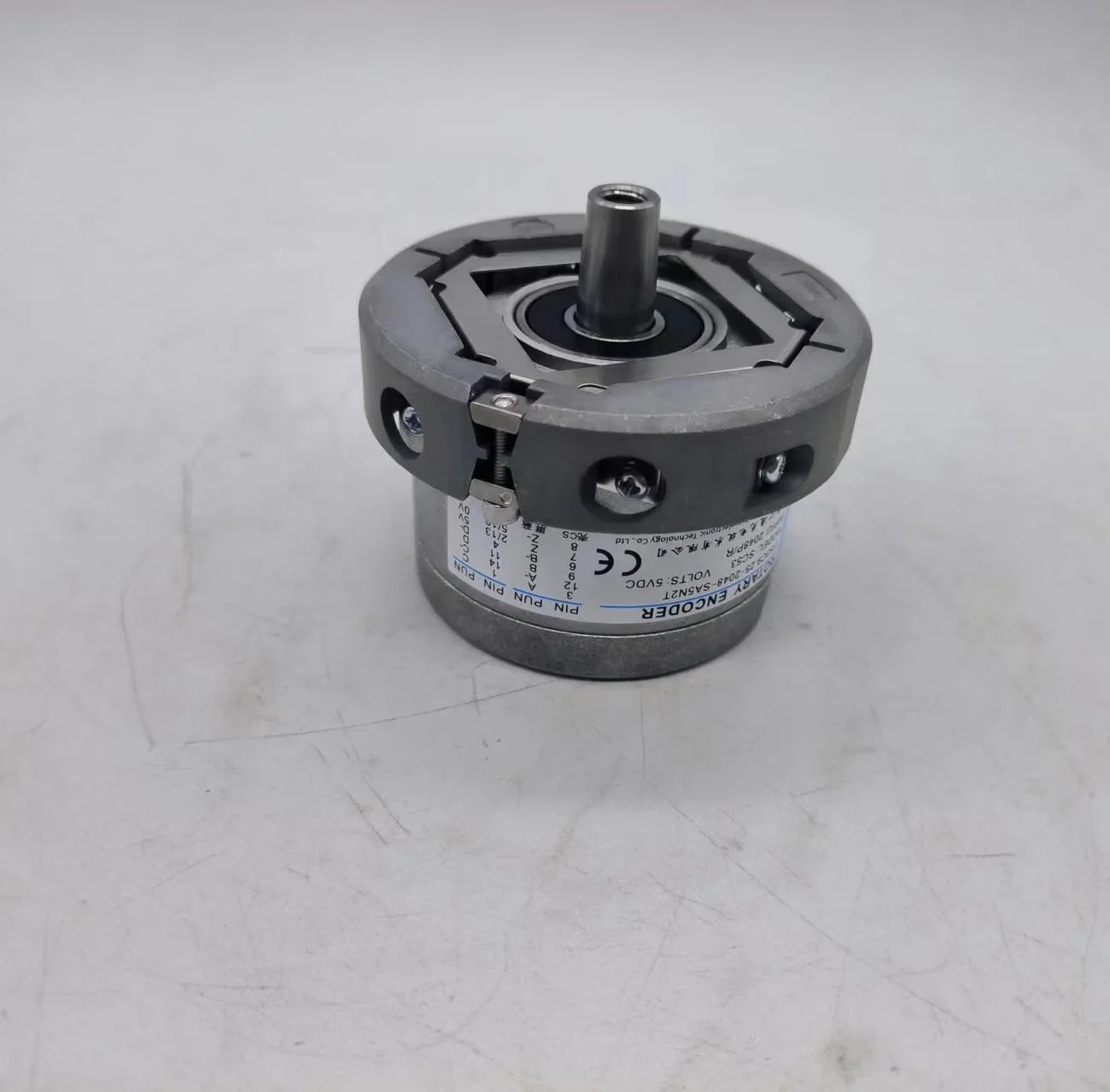 In stockEI53C9.25-2048-SA5N2T encoder 2048 ppr Incremental Sin-cos elevators encoder
In stockEI53C9.25-2048-SA5N2T encoder 2048 ppr Incremental Sin-cos elevators encoder