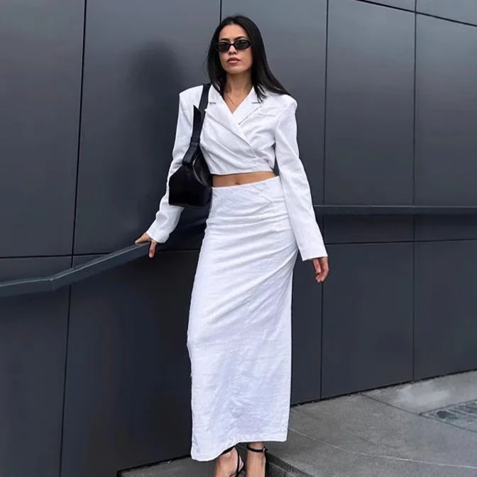 100% хлопок, шикарные осенние женские комплекты из 2 предметов, плиссированная женская куртка на пуговицах с v-образным вырезом, длинная юбка со средней талией и галстуком-бабочкой для женщин
100% хлопок, шикарные осенние женские комплекты из 2 предметов, плиссированная женская куртка на пуговицах с v-образным вырезом, длинная юбка со средней талией и галстуком-бабочкой для женщин