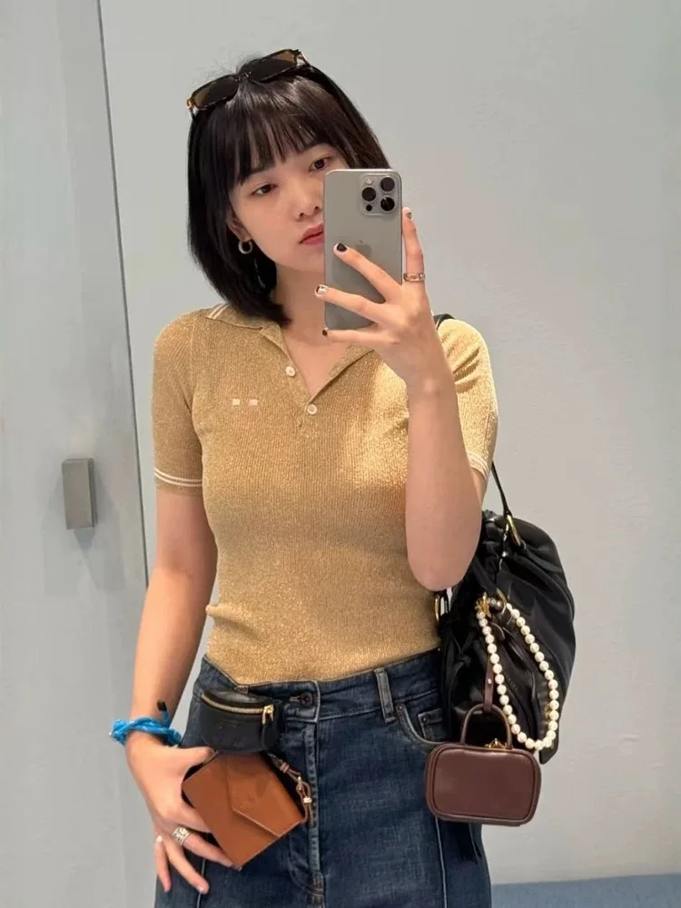 Lottie High-End M Home 25 Spring Summer New Letter Embroidery Logo ort Sve Knitted irt Women's Faion Premium Wool
Lottie High-End M Home 25 Spring Summer New Letter Embroidery Logo ort Sve Knitted irt Women's Faion Premium Wool