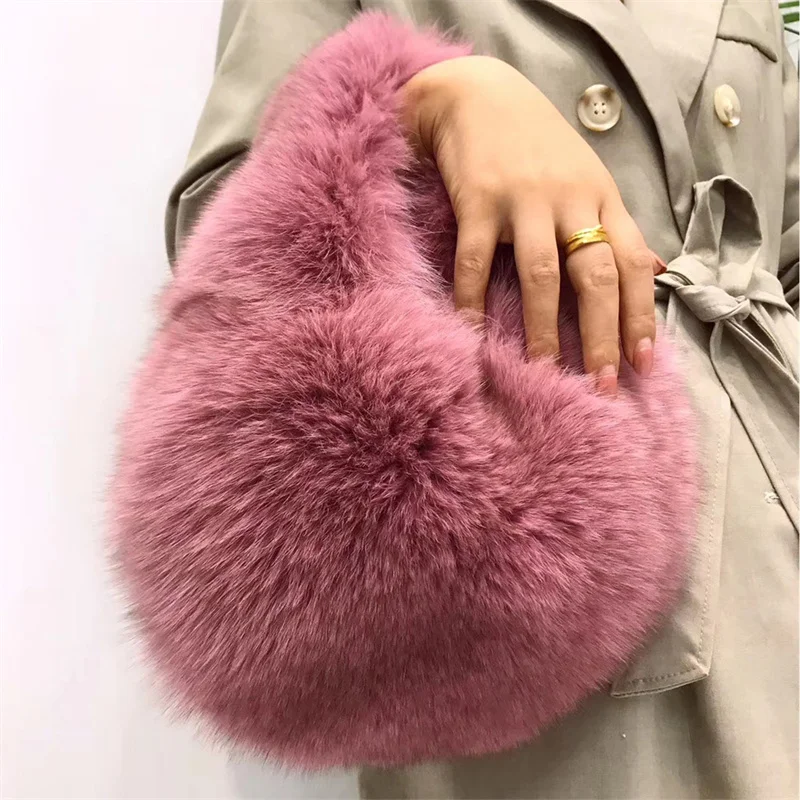 Fox Fur Wrist Bag 2022 New Women Fashion Furry Short Handle Clutch Cute Ladies Coin Handbag
Fox Fur Wrist Bag 2022 New Women Fashion Furry Short Handle Clutch Cute Ladies Coin Handbag