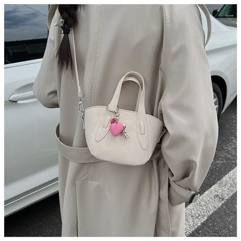 New Stylish Single-shoulder Crossbody Bag for Women Luxury High Quality Leather Handbag Girl Ladies Designer Bag Casual Borsa
New Stylish Single-shoulder Crossbody Bag for Women Luxury High Quality Leather Handbag Girl Ladies Designer Bag Casual Borsa