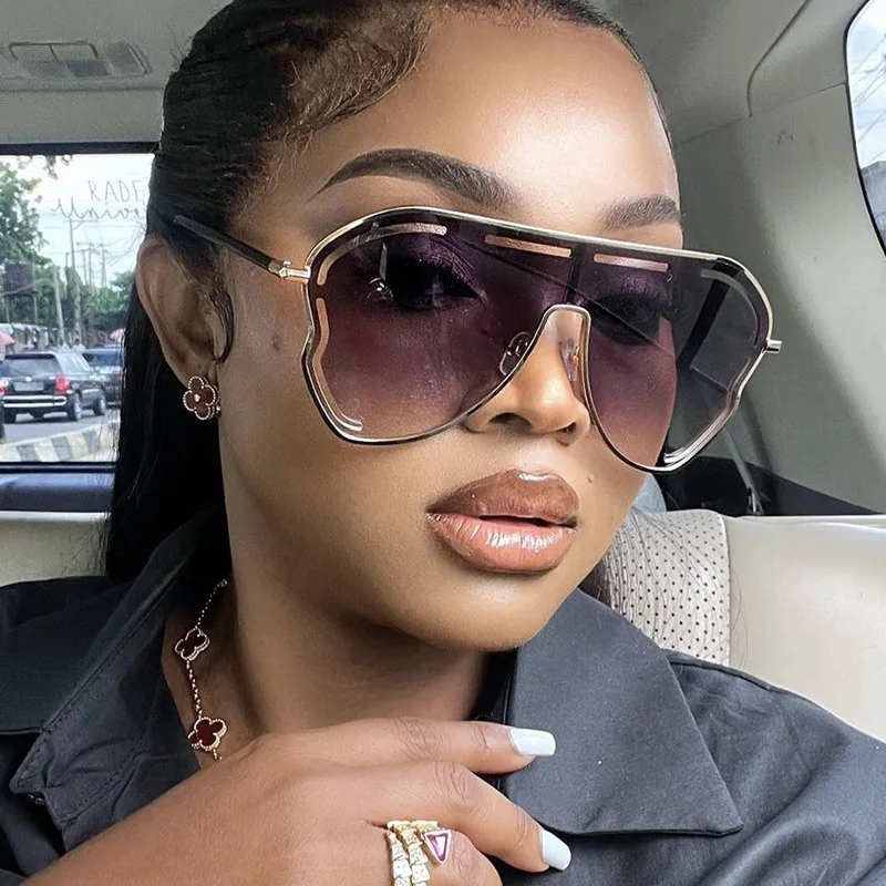 Oversized Women's Sunglasses Brand Metal Square Glasses Fashion Integrated Pilot Protective Glasses Outdoor Sunglasses UV400
Oversized Women's Sunglasses Brand Metal Square Glasses Fashion Integrated Pilot Protective Glasses Outdoor Sunglasses UV400