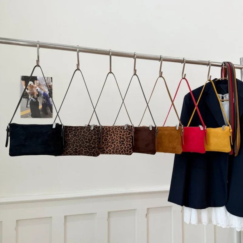 Популярная классическая кожаная женская сумка высокого класса, роскошная брендовая модная элегантная винтажная пригородная сумка с деталями
Популярная классическая кожаная женская сумка высокого класса, роскошная брендовая модная элегантная винтажная пригородная сумка с деталями 