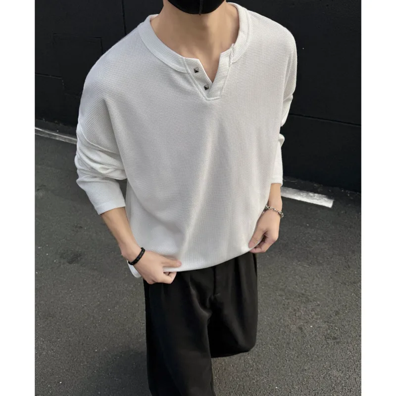 Spring Long Sleeved T-shirt Men Fashion Plaid V-neck T Shirt Men Streetwear Korean Loose Pullover T Shirt Mens Top Plus Size
Spring Long Sleeved T-shirt Men Fashion Plaid V-neck T Shirt Men Streetwear Korean Loose Pullover T Shirt Mens Top Plus Size