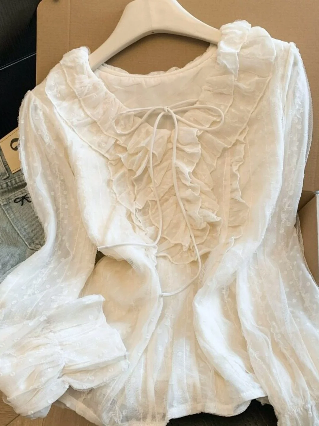Korean Style V-Neck Lace Trim Long Sleeve Women's Shirt Spring New Design Anti-Aging Slimming Chiffon Top Knot Loos...
Korean Style V-Neck Lace Trim Long Sleeve Women's Shirt Spring New Design Anti-Aging Slimming Chiffon Top Knot Loos...