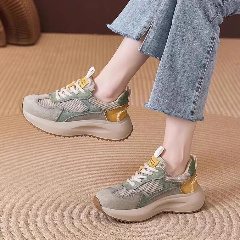 Sneakers For Women Breathable Mesh And Suede Upper Lace Up Round Toe Non Slip Lugged Thick Platform Sole Retro Casual Shoes
Sneakers For Women Breathable Mesh And Suede Upper Lace Up Round Toe Non Slip Lugged Thick Platform Sole Retro Casual Shoes
