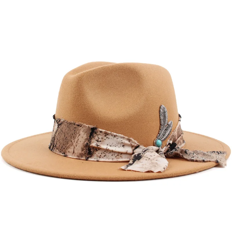 Fabric Hat With Golden Feathers, Faux Felt Fedora, Autumn And Winter Woolen Polyester Hat, European And American Jazz Hat
Fabric Hat With Golden Feathers, Faux Felt Fedora, Autumn And Winter Woolen Polyester Hat, European And American Jazz Hat