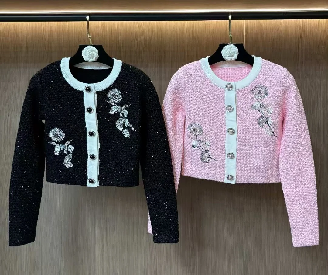 New Arrival Cardigan Jackets 2025 Autumn Winter Tops Lady Sequined Embroidery Flower Long Sleeve Sweet Pink Black Tops Coat
New Arrival Cardigan Jackets 2025 Autumn Winter Tops Lady Sequined Embroidery Flower Long Sleeve Sweet Pink Black Tops Coat