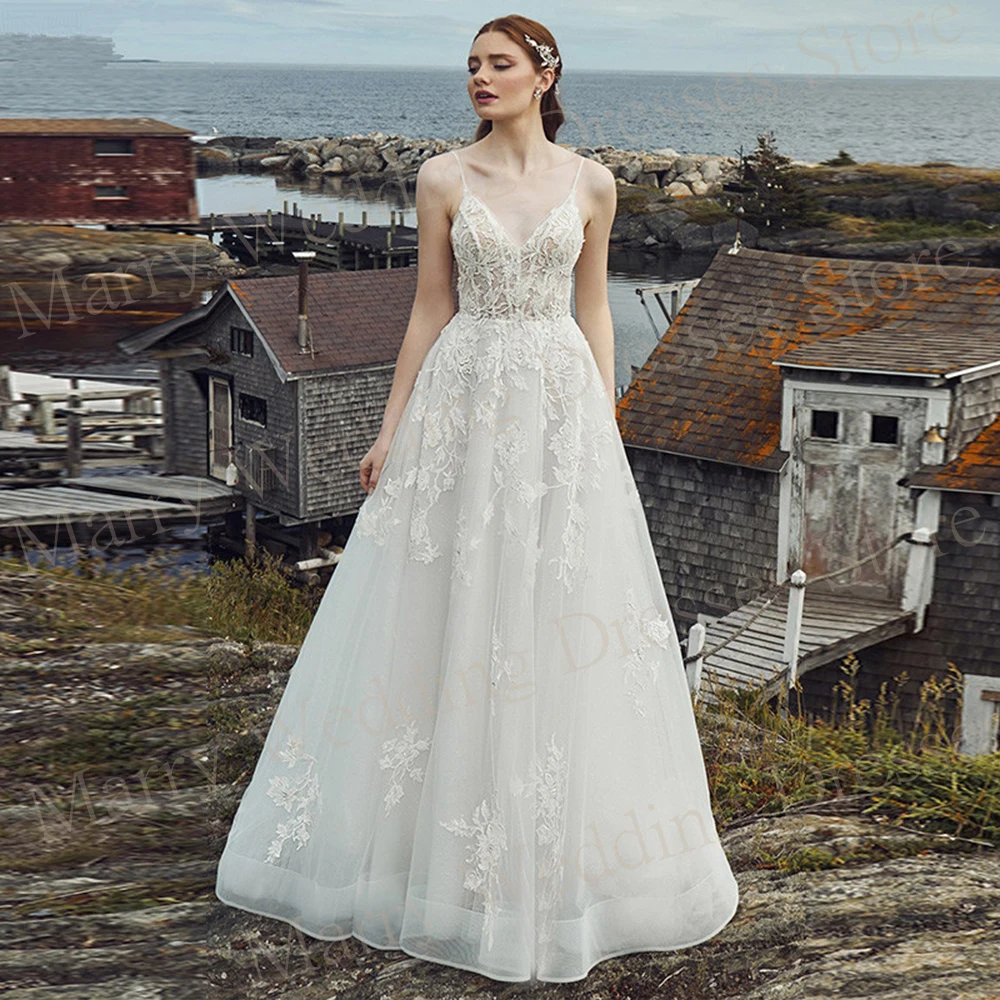 Bohemian Charming A-Line Wedding Dresses Lace Appliques Bride Gowns Spaghetti Straps V-Neck Sleeveless Backless Robe De Mariée
Bohemian Charming A-Line Wedding Dresses Lace Appliques Bride Gowns Spaghetti Straps V-Neck Sleeveless Backless Robe De Mariée