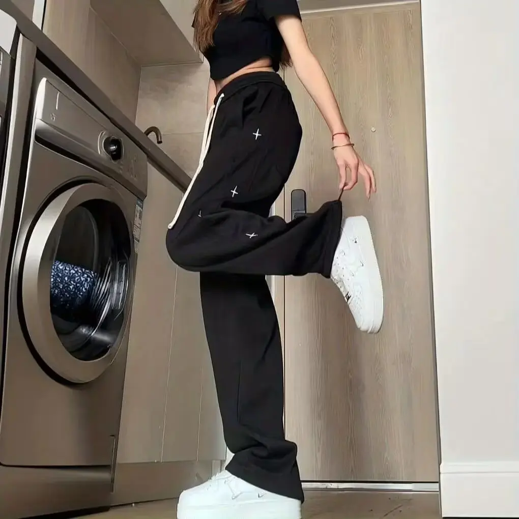 hiphop hip-hop dance sweatpants women's large size spring and autumn trend all straight leg pendant feeling sports pants
hiphop hip-hop dance sweatpants women's large size spring and autumn trend all straight leg pendant feeling sports pants