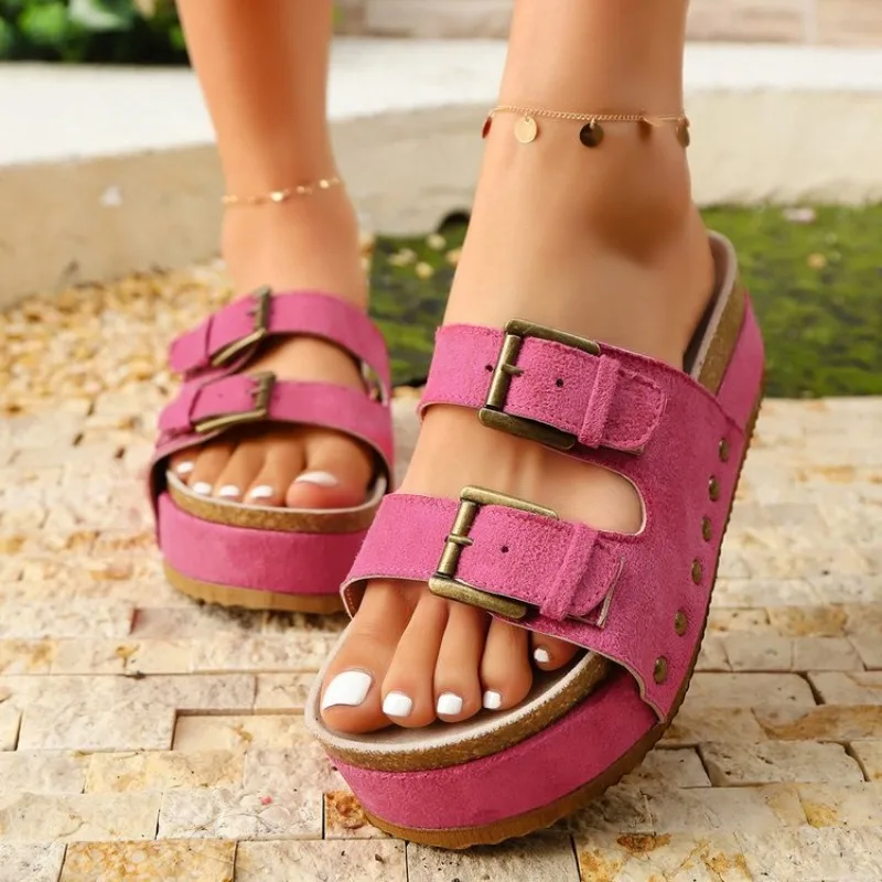 New Round Toe Thick Sole Open Toe Casual Slippers in Summer Fashion Elegant and Lightweight Outside Slippers for Women
New Round Toe Thick Sole Open Toe Casual Slippers in Summer Fashion Elegant and Lightweight Outside Slippers for Women