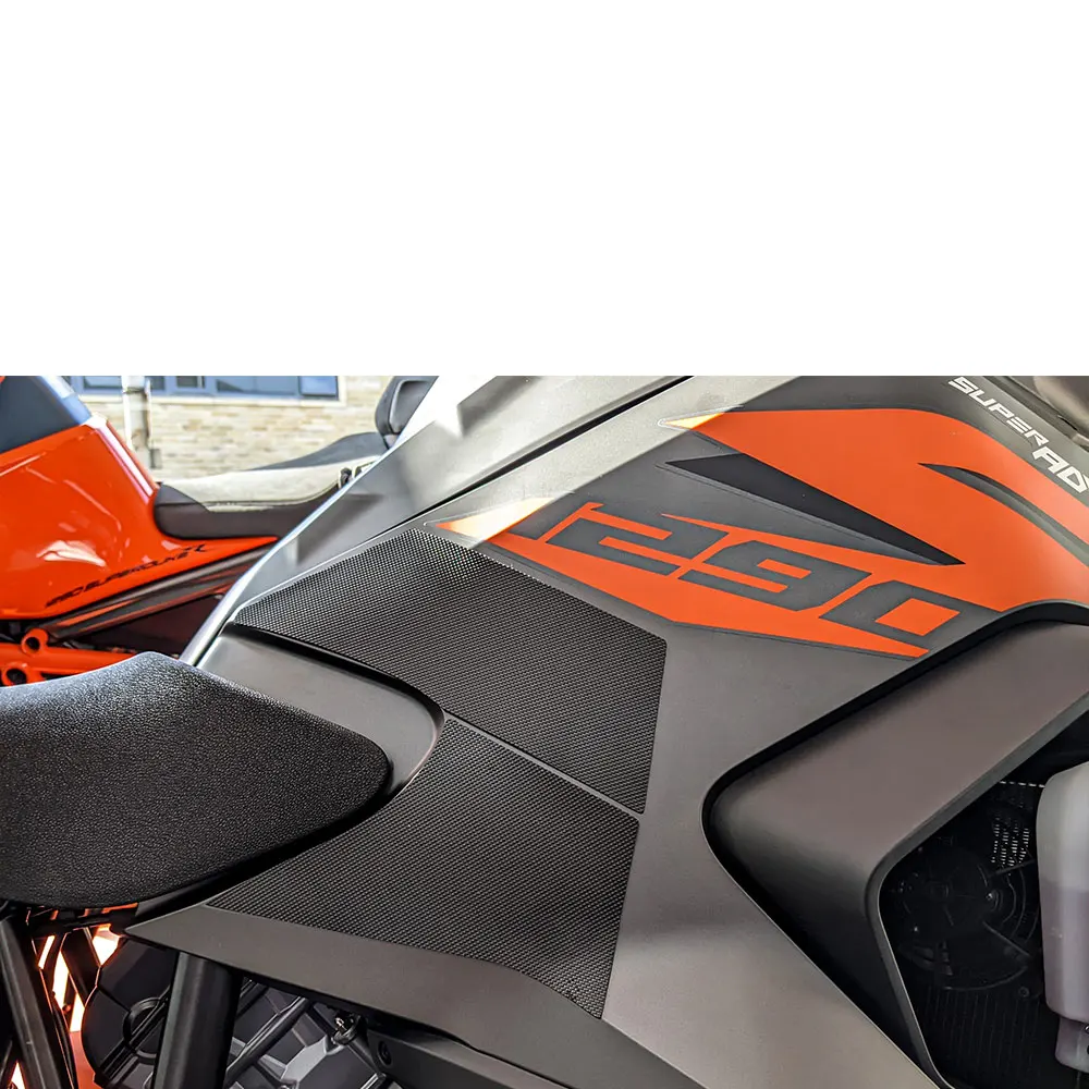 For KTM 1290 SUPER ADVENTURE 2021-2023 Tank Traction Grips Pads Silicone Rubber 3M Glue
For KTM 1290 SUPER ADVENTURE 2021-2023 Tank Traction Grips Pads Silicone Rubber 3M Glue