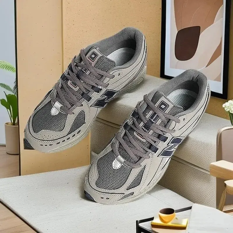Simple and atmospheric leather canvas shoes&versatile, breathable comfortable casual sports shoes
Simple and atmospheric leather canvas shoes&versatile, breathable comfortable casual sports shoes
