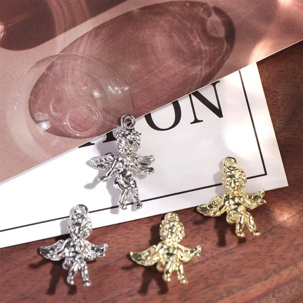 2Pcs/set Mini Angel Wings Miniatures Zinc Alloy Handmade Cupid Single Pendant Electroplating Cute DIY Cupid Necklace Accessories
2Pcs/set Mini Angel Wings Miniatures Zinc Alloy Handmade Cupid Single Pendant Electroplating Cute DIY Cupid Necklace Accessories