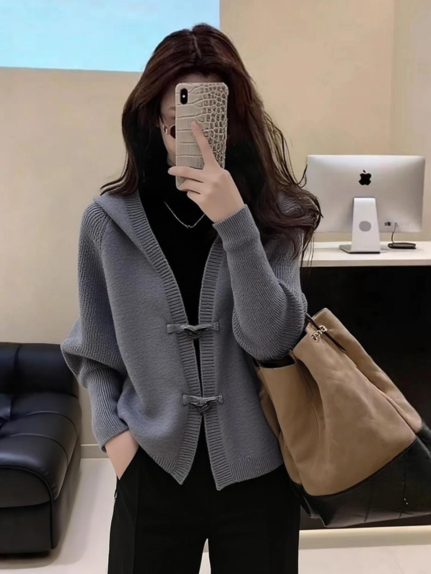 Chic Long Sleeve Open Cardigan Outerwear Casual Versatile Women's Style Spring 2026 Knitted Top Trendy Commute Fashion Korean...
Chic Long Sleeve Open Cardigan Outerwear Casual Versatile Women's Style Spring 2026 Knitted Top Trendy Commute Fashion Korean...