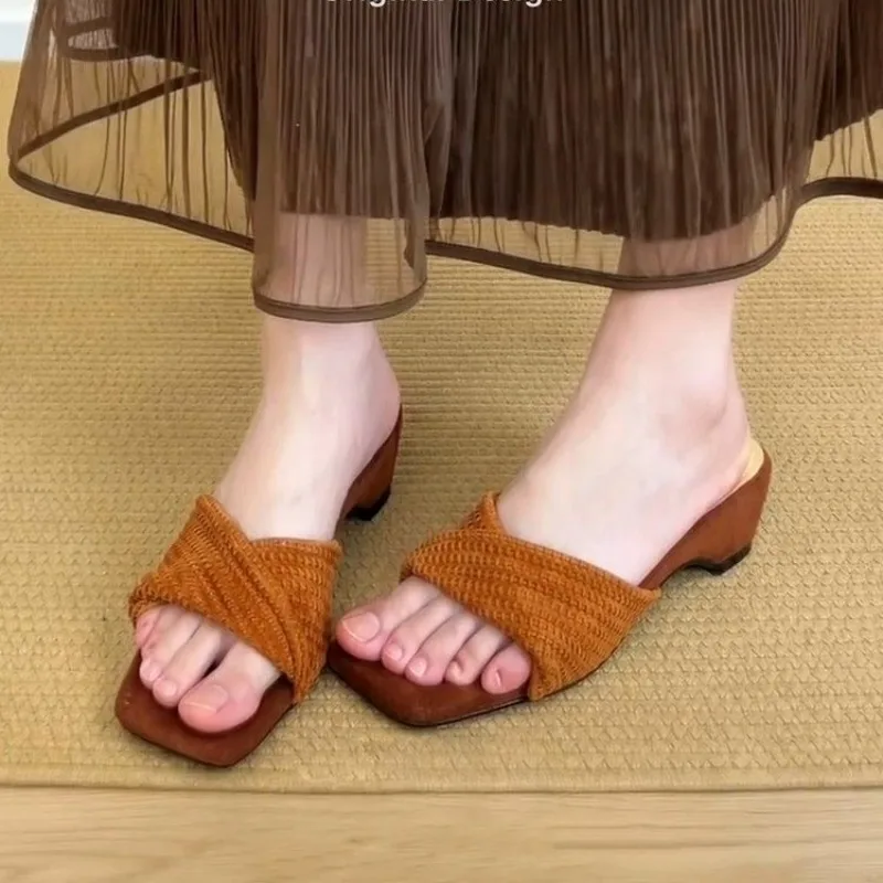 French Sandals 2026 Seaside Beach Flip Flops Women's Square Toe Simple Sandals and Slippers
French Sandals 2026 Seaside Beach Flip Flops Women's Square Toe Simple Sandals and Slippers