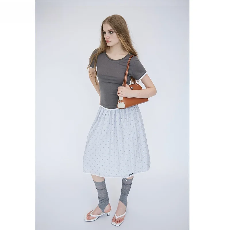 Женская повседневная футболка MDNOTE из коллекции Early Autumn Capsule Series: вязаный топ с цветными блоками, короткий рукав, круглый вырез, быстросохнущий хлопок
Женская повседневная футболка MDNOTE из коллекции Early Autumn Capsule Series: вязаный топ с цветными блоками, короткий рукав, круглый вырез, быстросохнущий хлопок