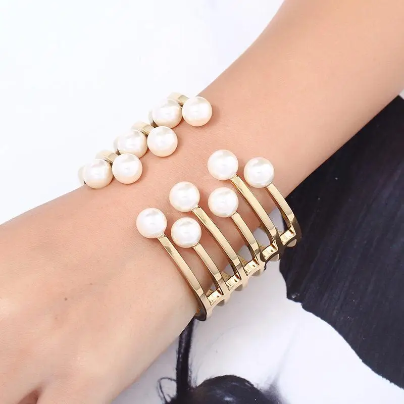 Exaggerated Pearl Bracelet with Diamond Embeddings Club Punk Style Multi-Layer Women's Fashion Jewelry Silver Cross Crown Rom...
Exaggerated Pearl Bracelet with Diamond Embeddings Club Punk Style Multi-Layer Women's Fashion Jewelry Silver Cross Crown Rom...