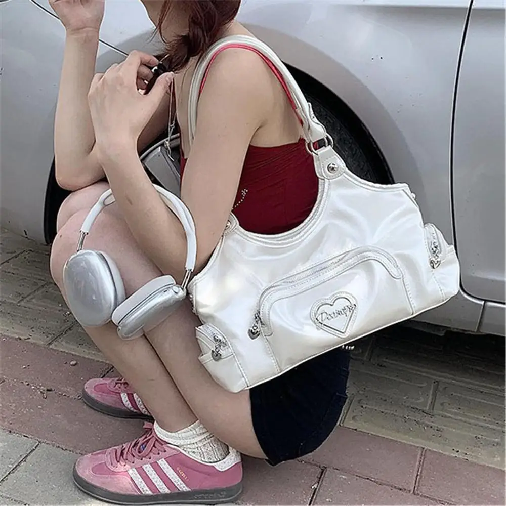 New Pearl White Shoulder Bag Y2K Multiple Pockets Underarm Bag Heavy-Duty Large Capacity Tote Bag for Women
New Pearl White Shoulder Bag Y2K Multiple Pockets Underarm Bag Heavy-Duty Large Capacity Tote Bag for Women