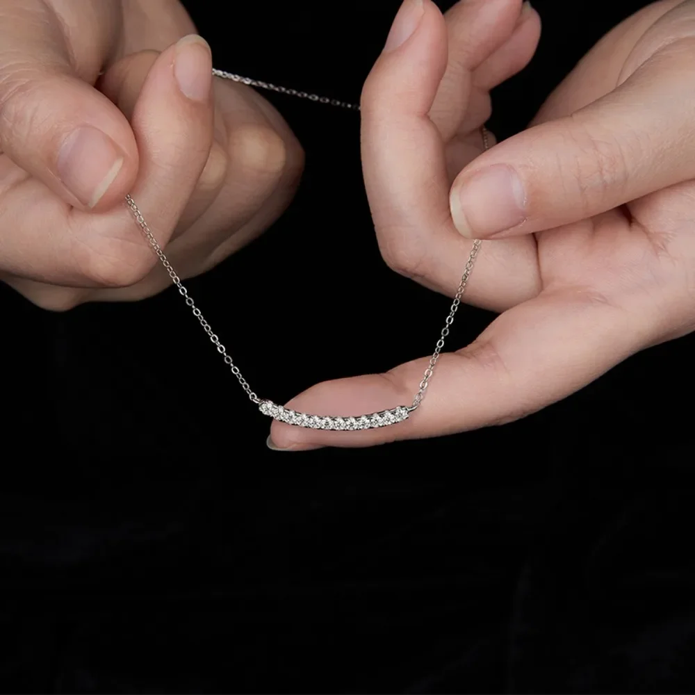 M-JAJA Moissanite Smile Pendant Necklace Diamond Necklace for Women 18K Gold Plated S925 Sterling Silver Party Fine Jewelry Gift
M-JAJA Moissanite Smile Pendant Necklace Diamond Necklace for Women 18K Gold Plated S925 Sterling Silver Party Fine Jewelry Gift