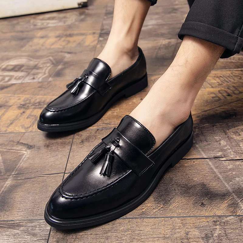 Elegant Men Social Casual Shoes Thick bottom Loafers For Men Driving Moccasins Comfortable Slip-On Tassel Wedding Shoes Big Size
Elegant Men Social Casual Shoes Thick bottom Loafers For Men Driving Moccasins Comfortable Slip-On Tassel Wedding Shoes Big Size