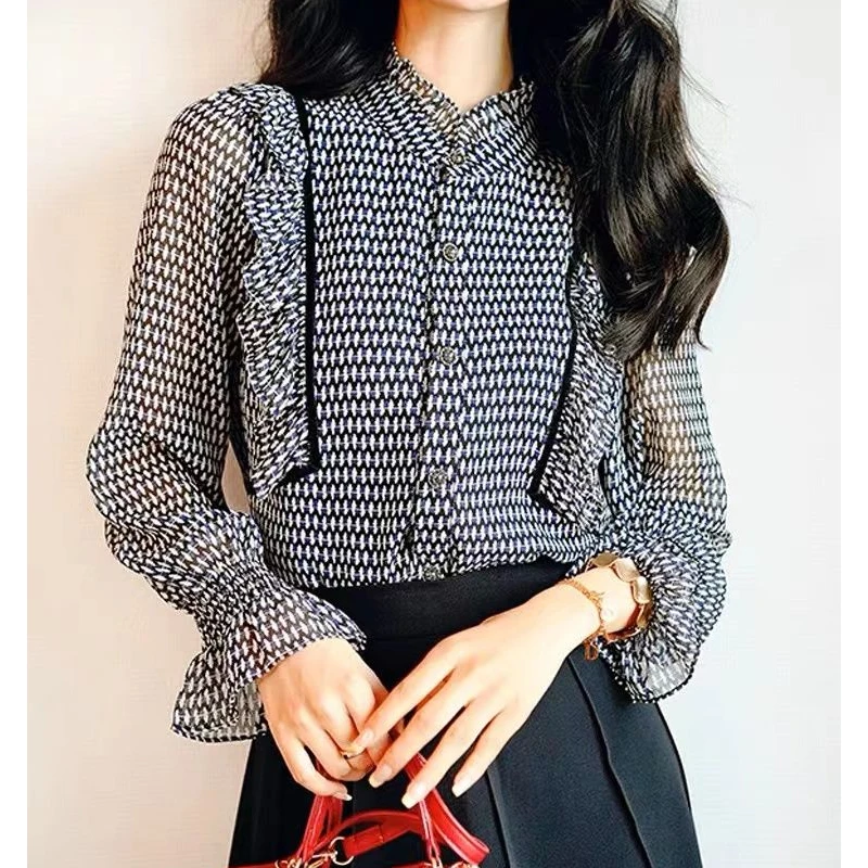 Spring Summer New Thin Printing Chiffon Elegant Blouse Long Sleeve Temperament Loose Shirt Tops Fashion Korean Women Clothing
Spring Summer New Thin Printing Chiffon Elegant Blouse Long Sleeve Temperament Loose Shirt Tops Fashion Korean Women Clothing