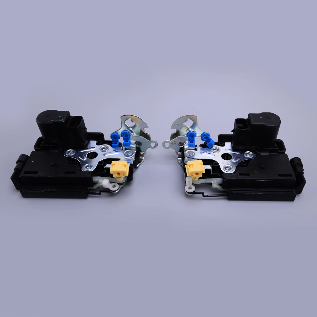 96272644 96272638 96272639 Front Left&Right Door Latch Door Lock Actuators 96272643 Fit For Chevrolet Aveo Aveo5 Pontiac G3 2009
96272644 96272638 96272639 Front Left&Right Door Latch Door Lock Actuators 96272643 Fit For Chevrolet Aveo Aveo5 Pontiac G3 2009