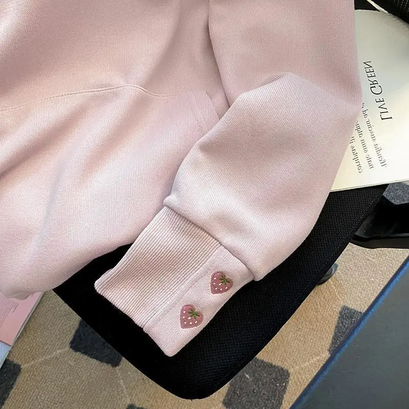 Толстовки с капюшоном большого размера для женщин Y2K Одежда с геометрическим рисунком Легкие обычные евро-американские карманы Высококачественные забавные мягкие плюшевые блокировки
Толстовки с капюшоном большого размера для женщин Y2K Одежда с геометрическим рисунком Легкие обычные евро-американские карманы Высококачественные забавные мягкие плюшевые блокировки