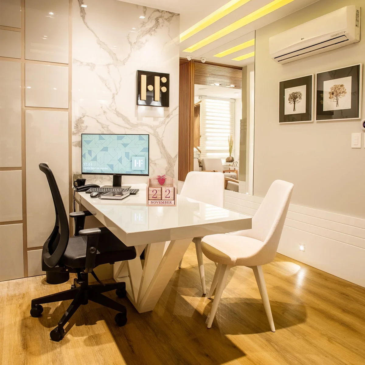 1Pcs Wooden Perpetual Calendar European Rural Style Manual Date Change Creative Desktop Ornament Photography Prop Home Office
1Pcs Wooden Perpetual Calendar European Rural Style Manual Date Change Creative Desktop Ornament Photography Prop Home Office